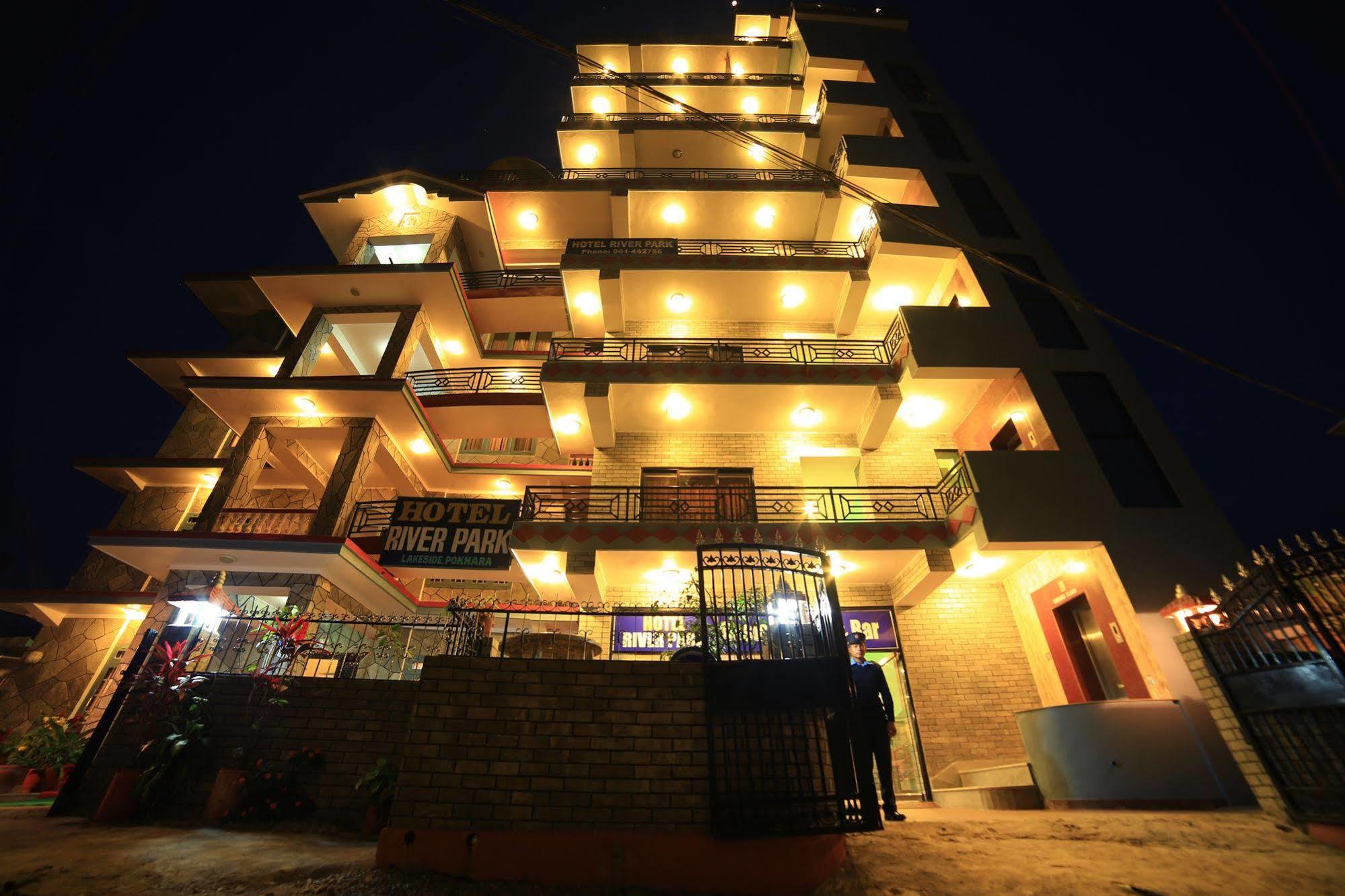 Hotel River Park Ποκάρα Εξωτερικό φωτογραφία