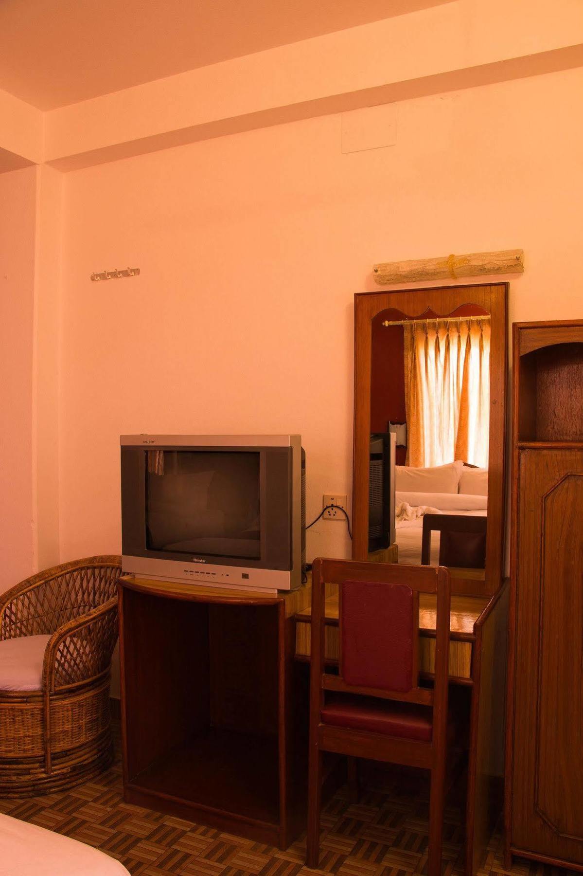 Hotel River Park Ποκάρα Εξωτερικό φωτογραφία